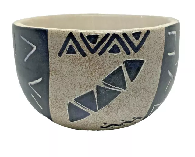 Stone Carved Bowl Dark Grey/Natural Color With Etched Contemporary Design