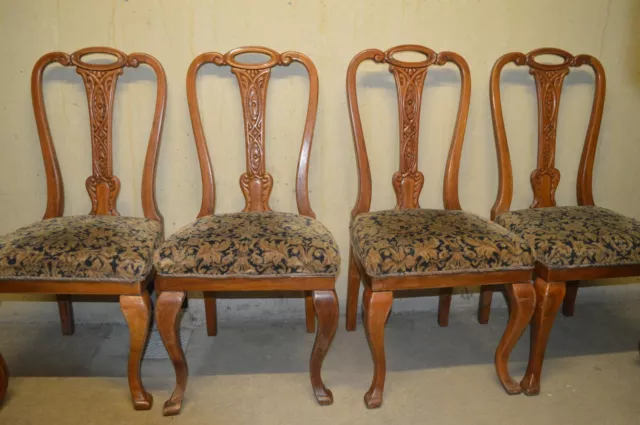 4 Antik Stühle