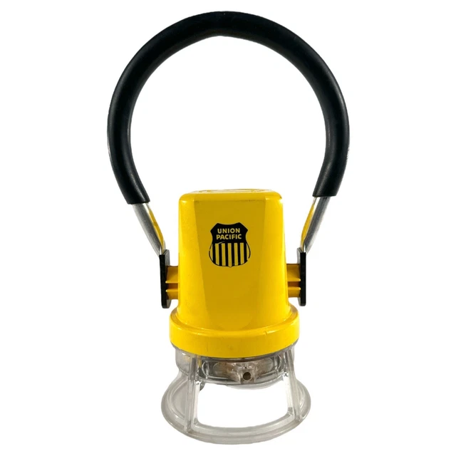 Vintage Union Pacific Starlite 292 Railroad Lantern Yellow Railroaders WORKS