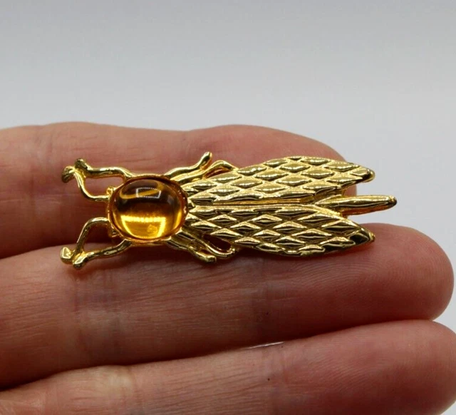 Broche vintage verre gravé et métal doré (Gebraucht) in Bex für CHF 90