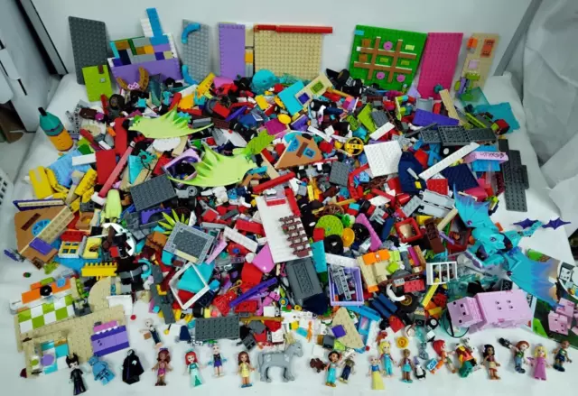 LEGO bundle - weighs just over 4kg incl Minecraft Pig, Waterdragon & figures-T03
