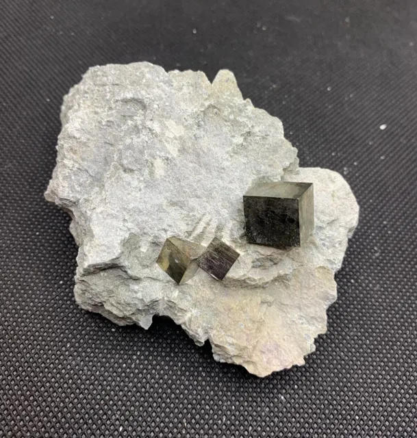 Minerali ** Pirite - Navajun, Spagna (P1) 9,5cm x 6cm x 3,5cm.