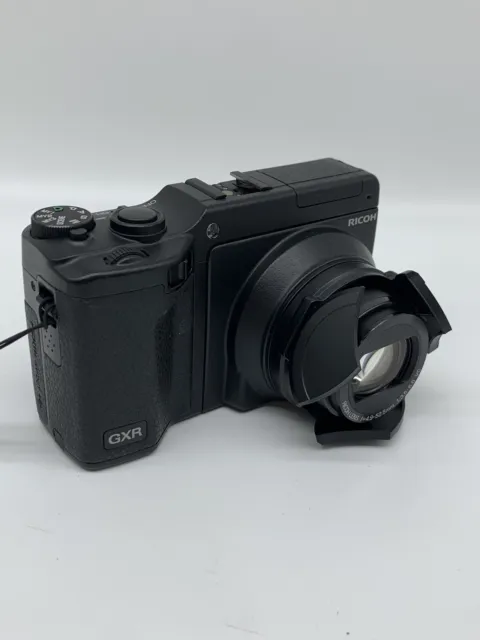 Ricoh GXR Compact Digital Camera Body P10 28-300mm f3.5-5.6 Lens