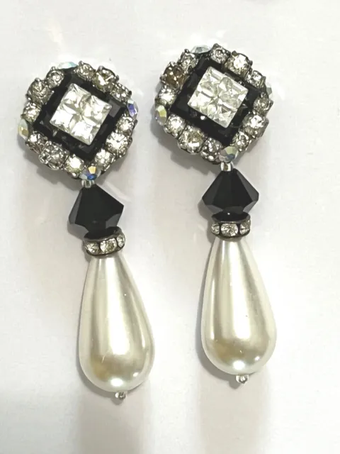 SUSAN BENEROFE Vintage Clip Earrings Sterling Silver Black Crystal Dangle Signed