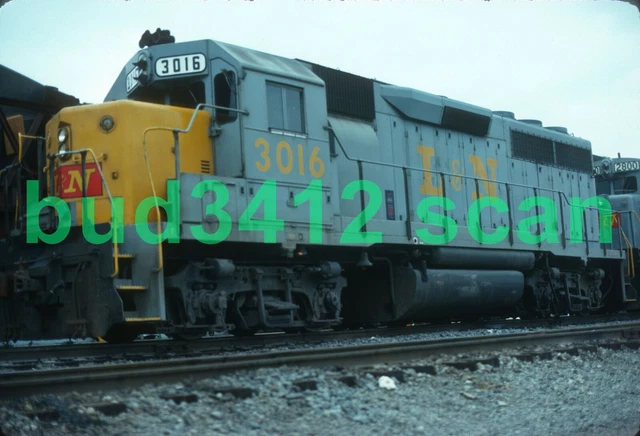 L&N Louisville & Nashville GP40 #3016 at ?? 1975 ORIGINAL Slide!