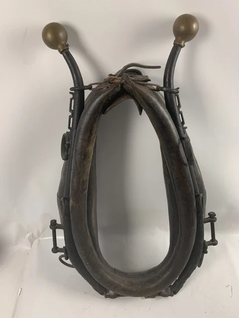 Vintage Horse Leather Collar Harness  Farm Ranch Western w Metal Balls