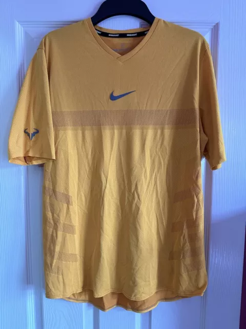 Nike Court Dry-Fit Tennis T Shirt Top Mens Size Medium Rafa Nadal