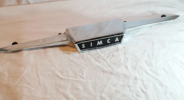 Grande barre de coffre SIMCA - chromée  - années 50 60