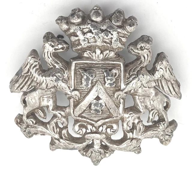 Plaque de poitrail 18e couronne et armoiries ducales