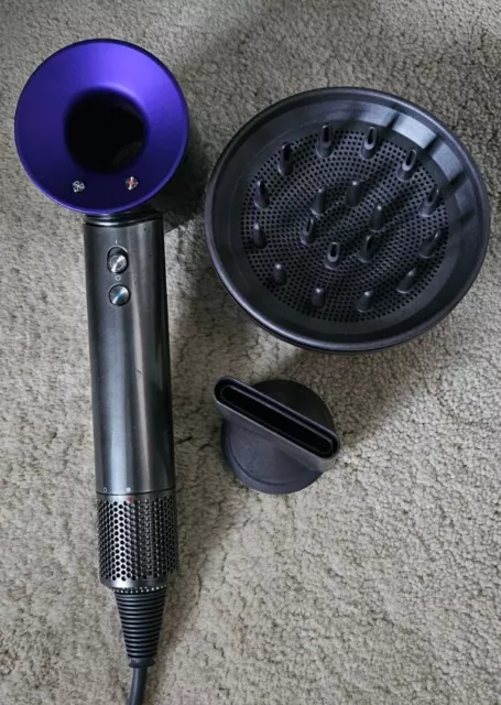 Dyson Supersonic Hair Dryer With 2 Attachments  FREE DELIVERY Hot Cold Dry