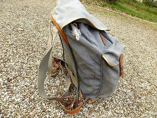 Xcase Sac à Dos en Toile Beige avec Compartiment PC Portable - 11,5 L