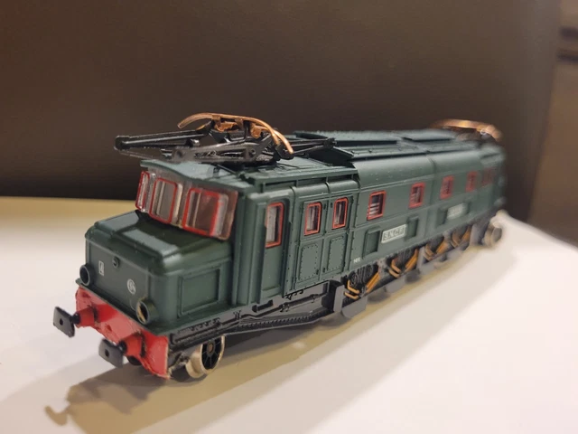 HO LOCOMOTIVE JOUEF 2D2 5516 8590 EUR 40,00 - FR
