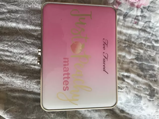 too faced palette just peachy