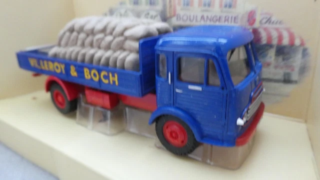 Corgi Gb Héritage n° 72901 simca cargo pièces SIMCA neuf en boite MIB 1/50