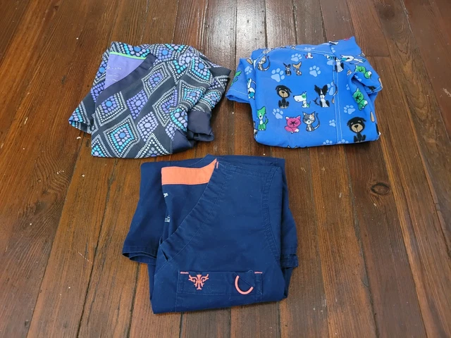 Scrubs Sz Extra Small lot (3), All Tops Mixed brands nursing uniforms.
