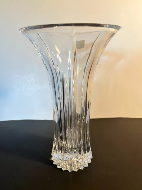 Heavy Clear Glass Crystal Flower Vase Hand-Blown Etched  Mikasa 8 1/2"