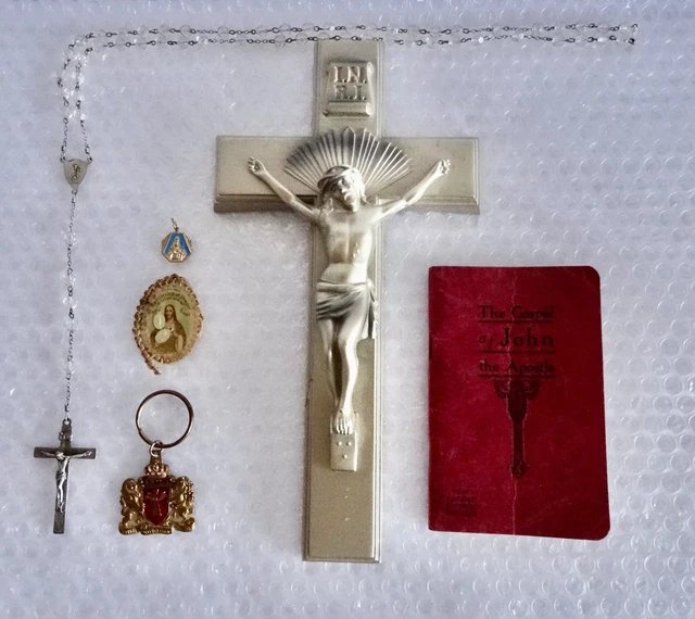 Rosario De San Benito En Madera De Nogal - Con Medallas, Cruz De 5.5 Cm, Longitud 45 Cm, Incluye Oración