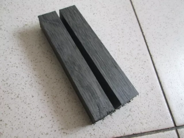2pcs.lot Bog Oak morta wood Woodturning/ (25*25*150mm) 1000-5800 Years Old 2pcs.lot Bog Oak morta wood Woodturning/ (25*25*150mm) 1000-5800 Years Old