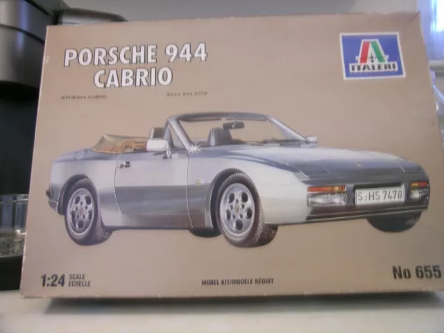 Italeri 1/24 Scale Porsche 944 Cabrio Plastic Model Kit