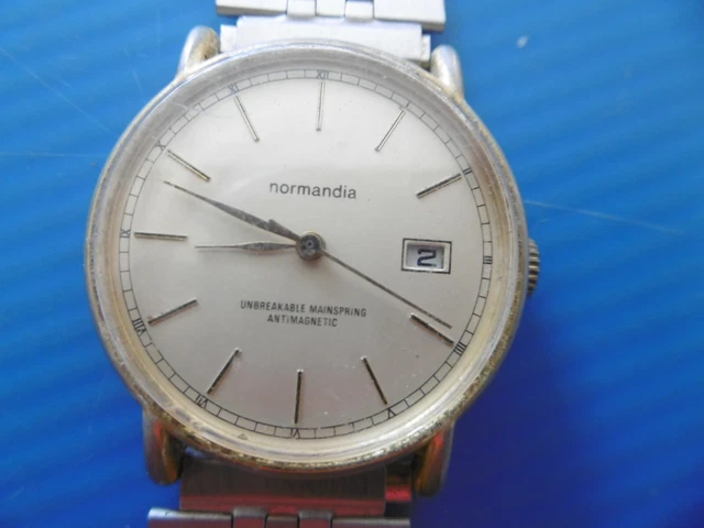 MONTRE FEMME CERNOS vintage 1960- plaqué or - fonctionne bien EUR 18,00 - FR