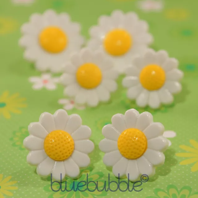 FUNKY DAISY FLOWER EARRINGS KITSCH FESTIVAL HIPPY CHIC CUTE 50s 60s 70s STYLE UK