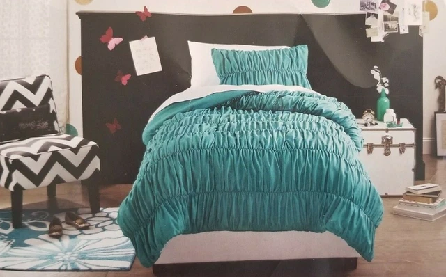 2 pc Xhilaration Teal Twin Comforter and Sham Set NIP 2 pc Xhilaration Teal Twin Comforter and Sham Set NIP