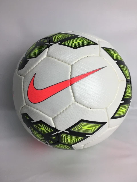 サッカーボール NIKE FIFA INCYTE OFFICIAL MATCH BALL s-l1200.jpg