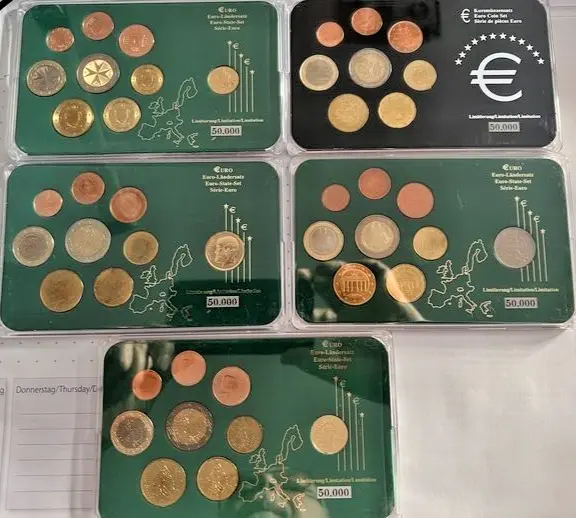 5 versch . Euro Kursmünzensätze  Stempelglanz