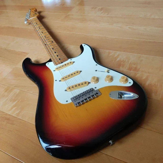 Tokai ST-60 Stratocaster 1980 2TS Springy Sound Electric guitar Used FedEx
