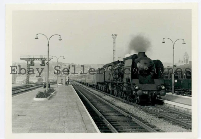 French Steam Railway Photo: SNCF 231.K.65 arriving at Boulogne Ville 1967 [3719]