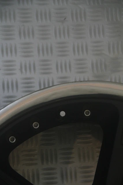 Spurverbreiterung Eloxiert 50mm Achse 5x120 BMW 5er E60 Lim. E61 Touring 560L