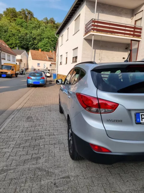 Hyundai ix351.7 CRDi 2012 neuer tüv. Tel. 0049 17656114413 Hyundai ix351.7 CRDi 2012 neuer tüv. Tel. 0049 17656114413