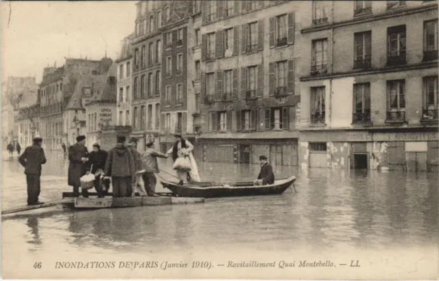 CPA Inondations 1910 PARIS Quai Montebello Ravitaillement (996213)