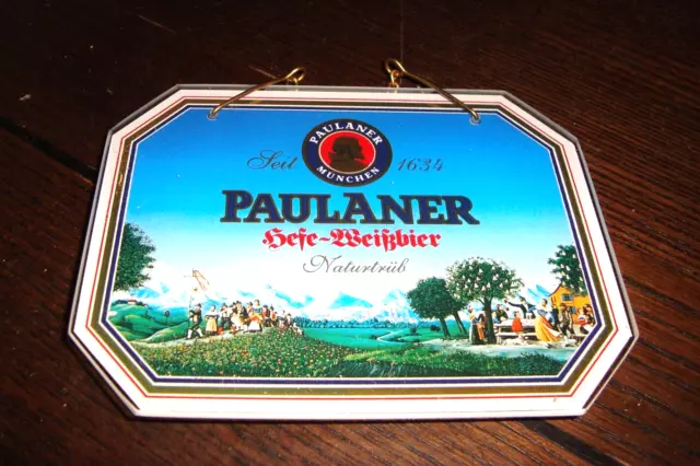 Zapfhahnschild der Brauerei Paulaner München