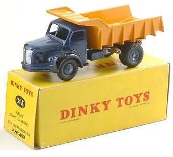 DINKY TOYS, BERLIET GAK 4x2 porteur bâché jaune et vert