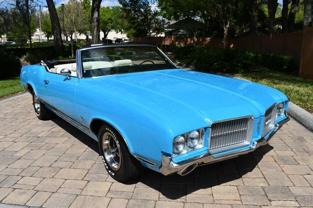 1971 Oldsmobile Cutlass Power Brakes, Steering & Top Factory A/C