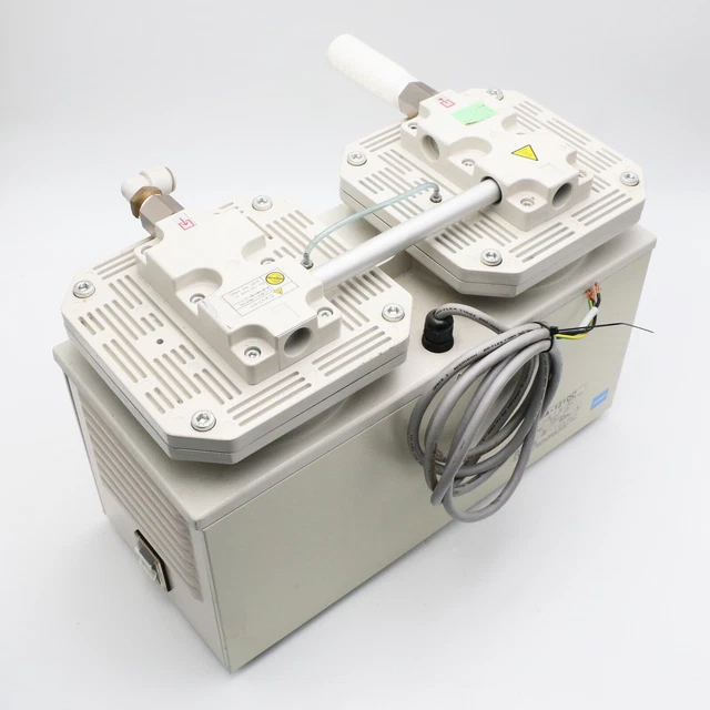 Ulvac DA-121DC pompa per vuoto a secco