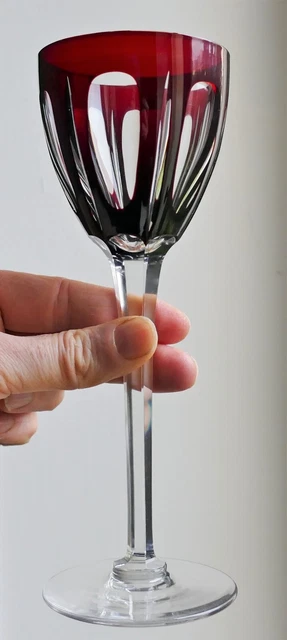 1 Roemer Verre A Vin Du Rhin Cristal Rouge foncé réassort Baccarat ? St Louis ?