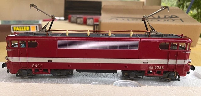 Wagon Jouef Réf 5630 – Fourgon à Bagages Bleu, échelle HO, Made In France
