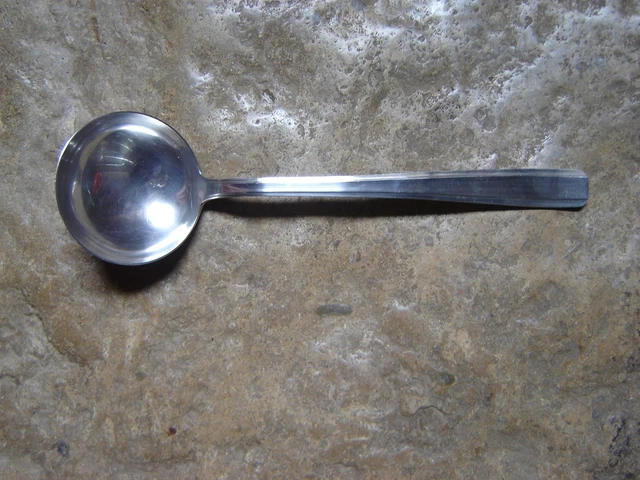 Timbale en métal argenté RAVINET d'ENFERT - Arts de la table