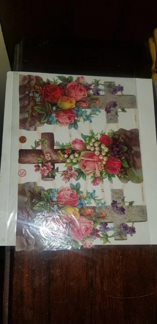 EF 7308 WOOD CROSSES W BOUQUETS FLOWERS GERMANY DIE CUT paper SCRAPS SHEET craft