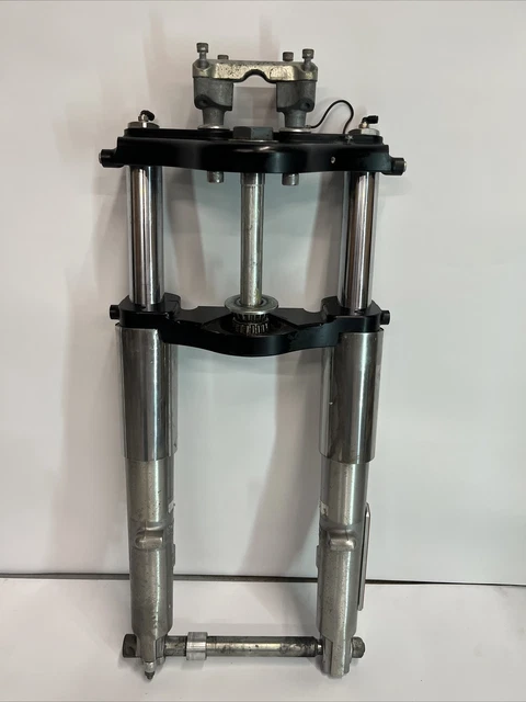 2010 Harley Davidson Touring Road Glide Front Forks With Triple and Lower Trim.