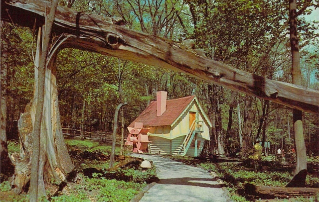 PA Ligonier 1961 Story Book Forest THE OLD MILL Route 30 Lincoln hwy postcard