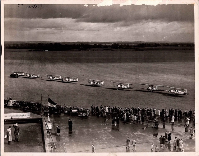 De Havilland Tiger Moth Line Up Original Large Vintage Press Photo 1948