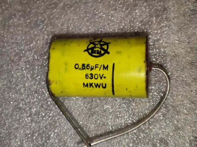 Iskra MKWU Series 0,56µF 630V Polycarbonate Capacitors NOS for Audio