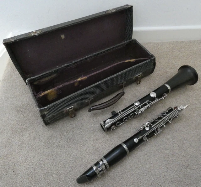 Vintage Boosey & Hawkes London '77’ Clarinet In Case 77