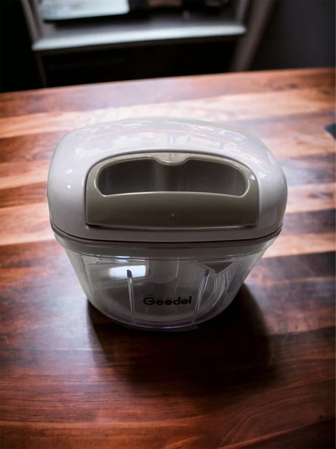 Manual Pull Food Chopper, Hand Pull String Onion Chopper Dicer for Kitchen, Easy