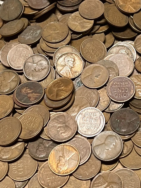 Estate Unsearched Lincoln Wheat Pennies One Roll Old Us Coins Lot 1909-58 2