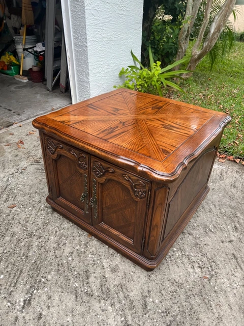 Large Solid Oak Wood Antique Thomasville Coffee Table