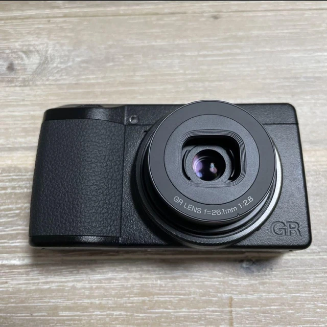 RICOH Ricoh / GRIIIx , GR3x with 4 extras / Compact digital camera / Black